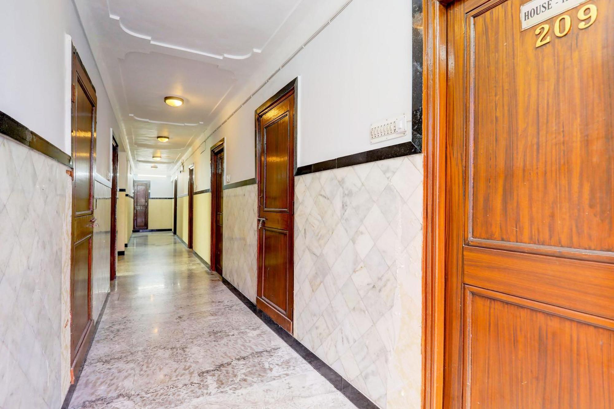 Super Collection O Lake Palace Road Udaipur Exterior foto